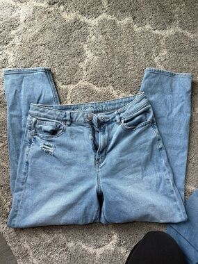 American Eagle Outfitters Light Wash Straight Leg Women's Jeans